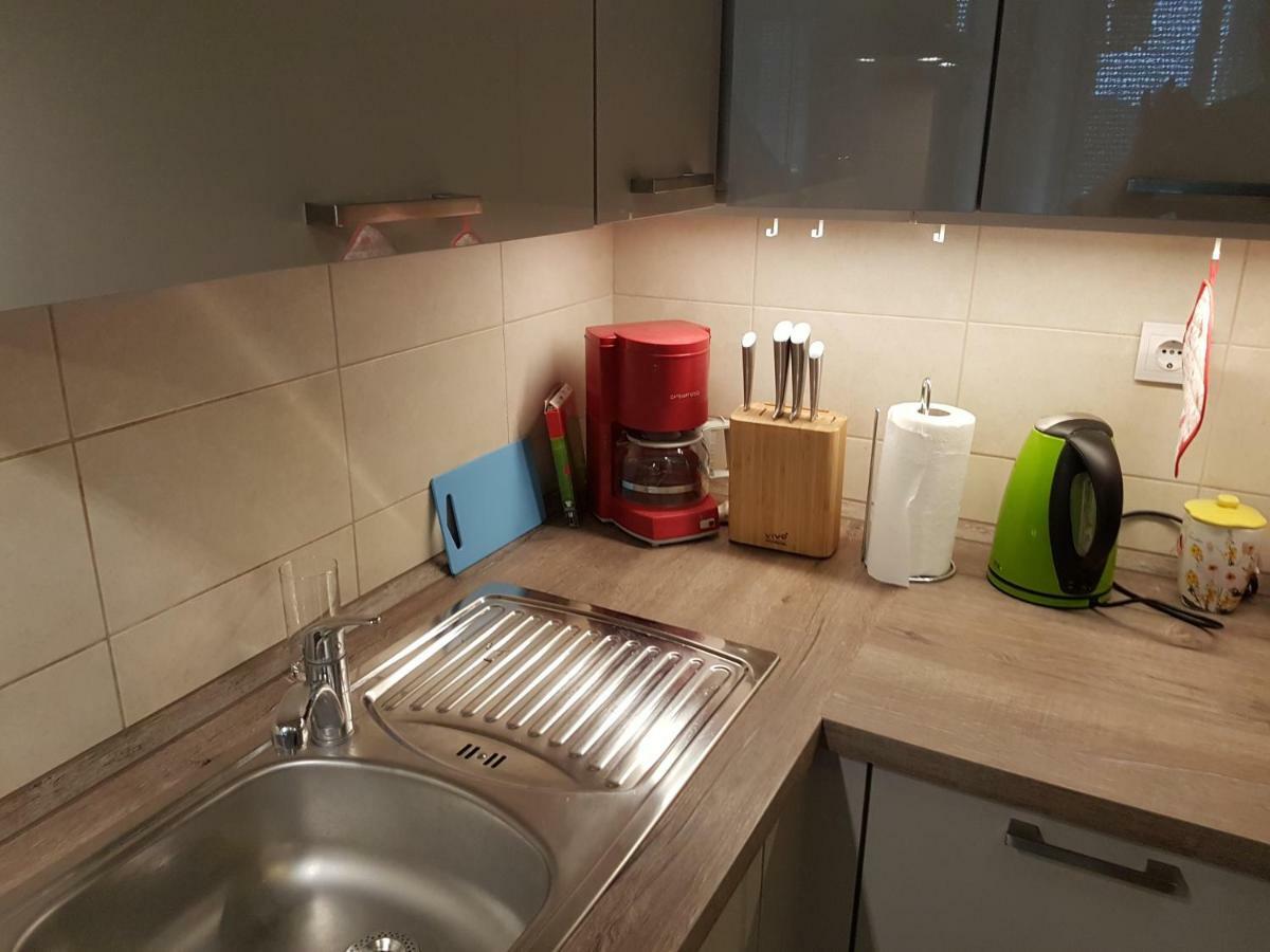 Ferienwohnung Apartman Ella Zagreb Exterior foto